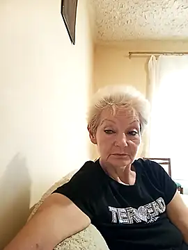 Snapshot of Calypso-Loove chatting on 07.24.26 Calypso-Loove online show from 07.24.26