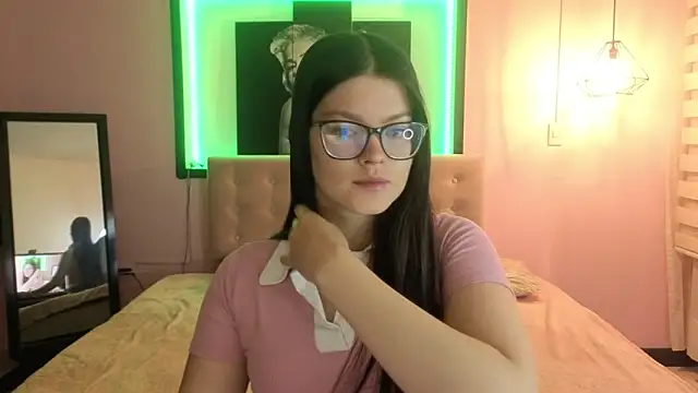 Sara valderrama  online show from 06.13.26