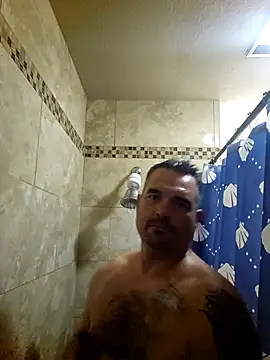 Snapshot of Lee_trippy chatting on 12.04.25 Lee trippy online show from 12.04.25