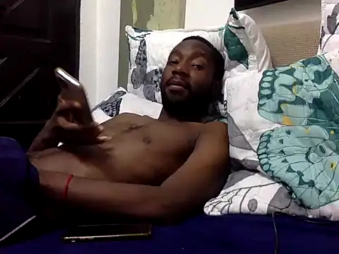 Snapshot of BloodmoonAlpha_1 chatting on 12.14.25 BloodmoonAlpha 1 online show from 12.14.25