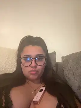 Snapshot of Wild_Busty_Niyah_XX chatting on 03.06.26 Wild Busty Niyah XX online show from 03.06.26