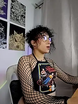 Snapshot of little__ammy chatting on 07.31.26 little ammy online show from 07.31.26