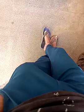 xhanm online show from 12.21.25