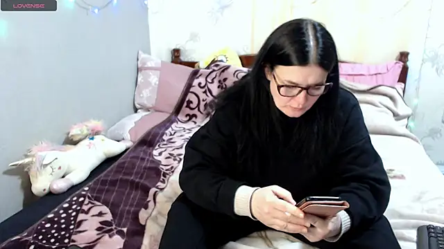 SashaBond online show from 03.05.26