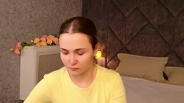Snapshot of Lina_Sinerz chatting on 05.29.26 Lina Sinerz online show from 05.29.26