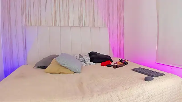 EdnaJara online show from 03.08.26