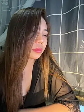 Snapshot of -Moon-20 chatting on 12.05.25 -Moon-20 online show from 12.05.25