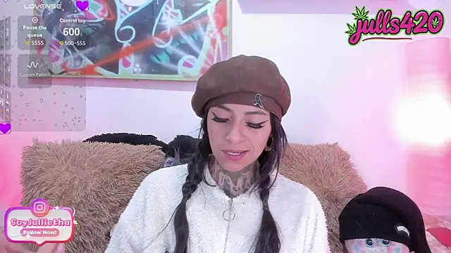 Julls420  online show from 07.12.26