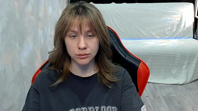 MiaBun1 online show from 05.18.26