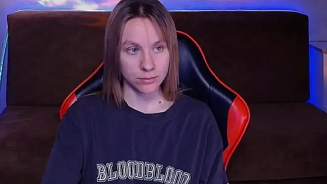 MiaBun1 online show from 06.14.26