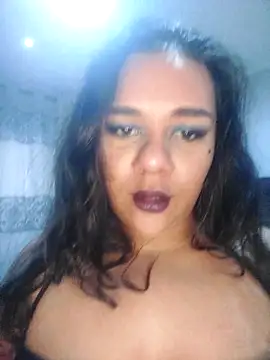 Snapshot of thebomb07 chatting on 12.15.25 thebomb07 online show from 12.15.25