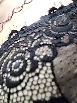 Snapshot of Luna____dance chatting on 12.14.25 Luna dance online show from 12.14.25