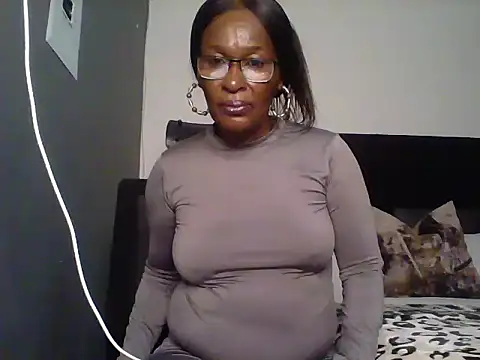 hotgrannxxx58 online show from 06.12.26