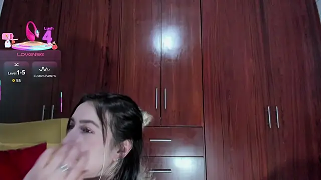 Snapshot of carly_grasso chatting on 11.04.25 carly grasso online show from 11.04.25