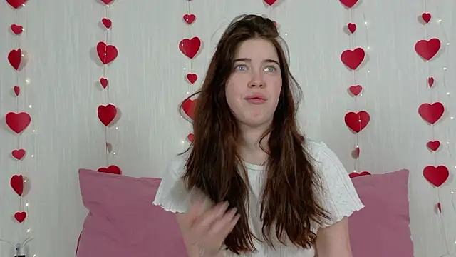 Snapshot of Kimberlybondd chatting on 02.13.26 Kimberlybondd online show from 02.13.26