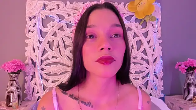 loraineblake online show from 03.17.26