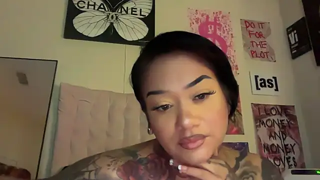 Snapshot of Itsonlyvirgo chatting on 03.23.26 Itsonlyvirgo online show from 03.23.26