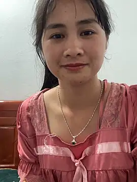 Him MountainGirl online show from 04.23.26