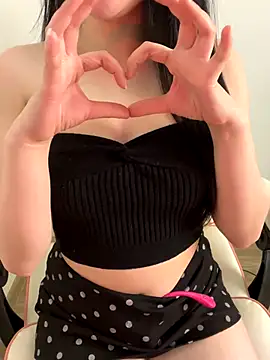 Snapshot of Lucy79xx chatting on 12.16.25 Lucy79xx online show from 12.16.25