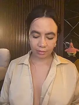 Snapshot of ValentinaEliot chatting on 02.03.26 ValentinaEliot online show from 02.03.26