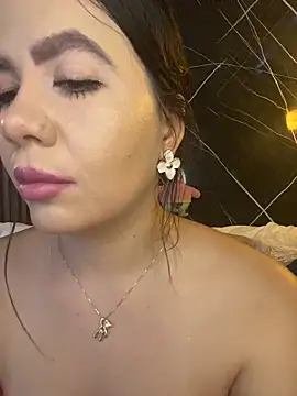 Snapshot of ValentinaEliot chatting on 02.04.26 ValentinaEliot online show from 02.04.26