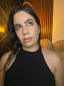 Snapshot of ValentinaEliot chatting on 02.10.26 ValentinaEliot online show from 02.10.26