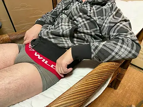 Snapshot of Hirokazu_12 chatting on 01.09.26 Hirokazu 12 online show from 01.09.26