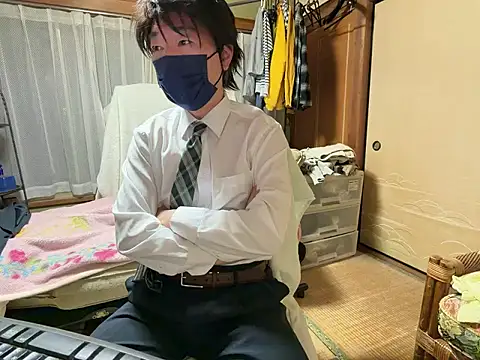 Snapshot of Hirokazu_12 chatting on 02.19.26 Hirokazu 12 online show from 02.19.26