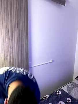 Goldenknight33 online show from 12.17.25