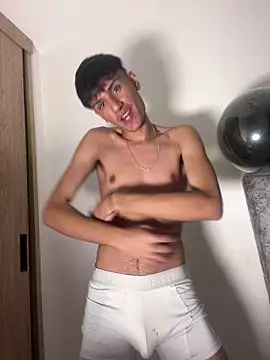 Snapshot of Andycillo chatting on 03.15.26 Andycillo online show from 03.15.26