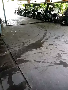 Snapshot of Ynotsz chatting on 12.23.25 Ynotsz online show from 12.23.25