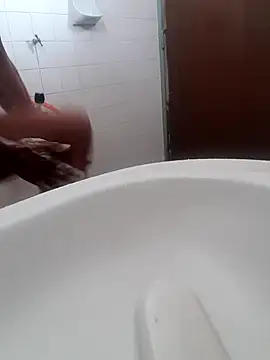 Snapshot of Ynotsz chatting on 04.05.26 Ynotsz online show from 04.05.26