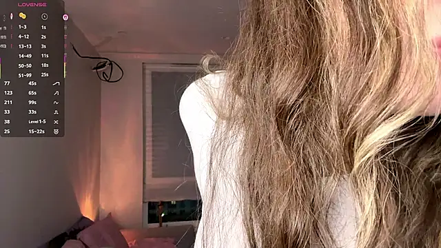 KiraBodrick online show from 03.07.26