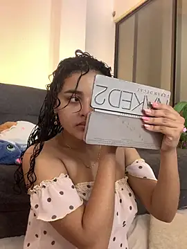 ladulcemary  online show from 02.03.26