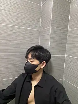 kimze7 online show from 02.28.26