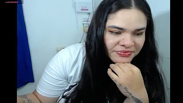 NinaFuentes2X online show from 05.22.26