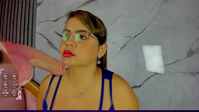 Snapshot of shayra_boobs2 chatting on 06.22.26 shayra boobs2 online show from 06.22.26