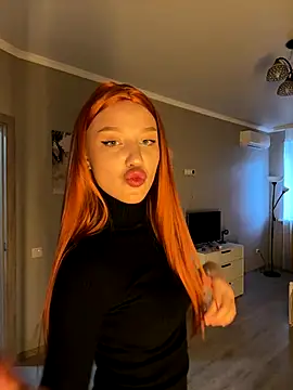 Snapshot of findwayout chatting on 12.18.25 findwayout online show from 12.18.25