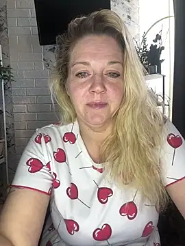 JenniferCarmen online show from 04.29.26