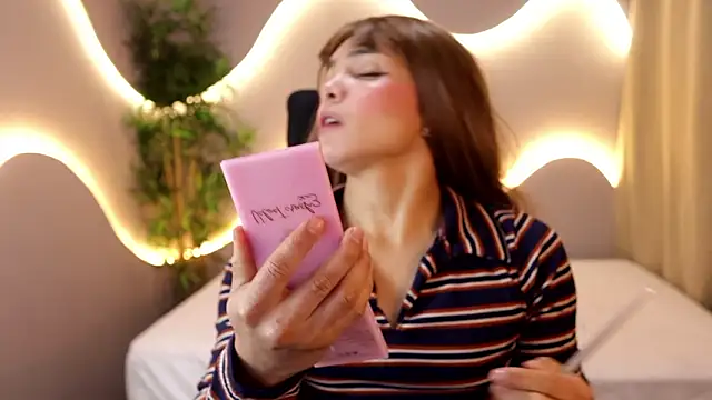 simone sky online show from 03.10.26