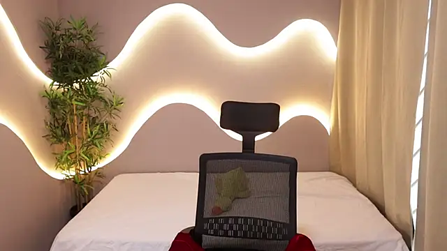 simone sky online show from 03.16.26