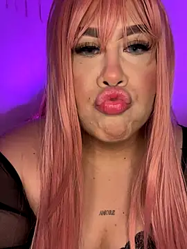 Snapshot of Mia_Carters chatting on 12.21.25 Mia Carters online show from 12.21.25