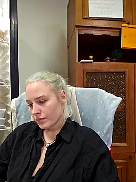 ChristinaWheeled11 online show from 03.12.26