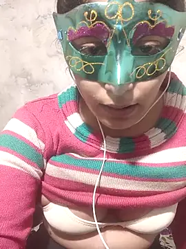 SubmissiveKaur online show from 12.17.25