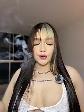 Daniela ruizz online show from 04.27.26