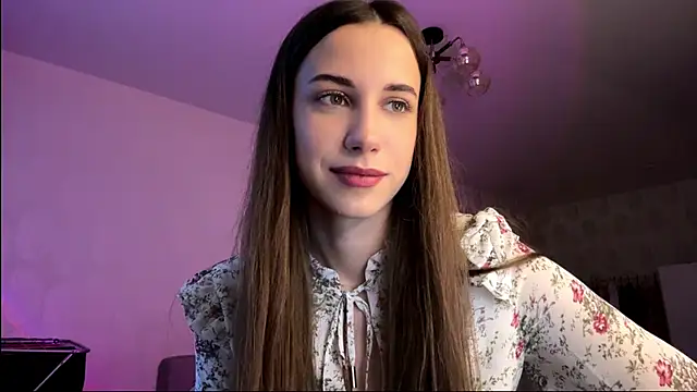 Snapshot of ChristianaLopze chatting on 12.15.25 ChristianaLopze online show from 12.15.25