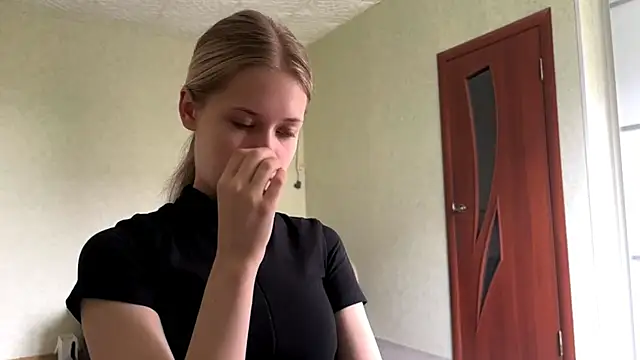 ZaidaSchwarten online show from 05.22.26