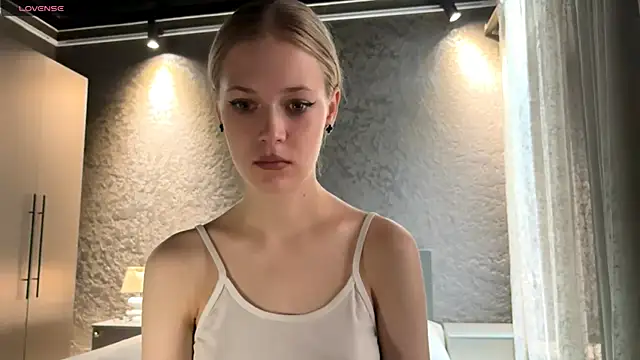 ZaidaSchwarten online show from 07.20.26