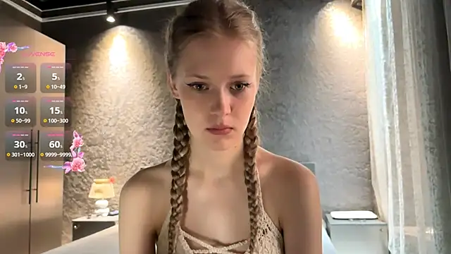 ZaidaSchwarten online show from 07.24.26