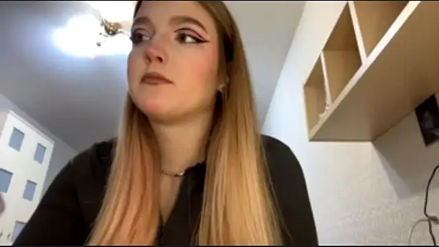 Snapshot of JoshuaBrasil chatting on 12.15.25 JoshuaBrasil online show from 12.15.25